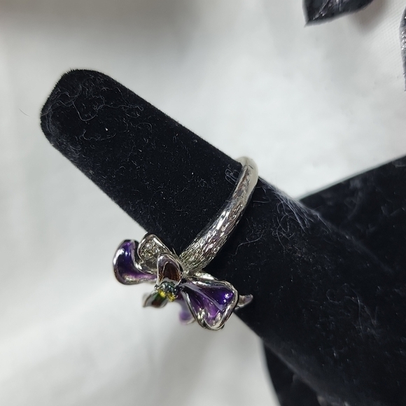 ๐NWOT STERLING SILVER FLOWER RING๐ - Picture 3 of 4